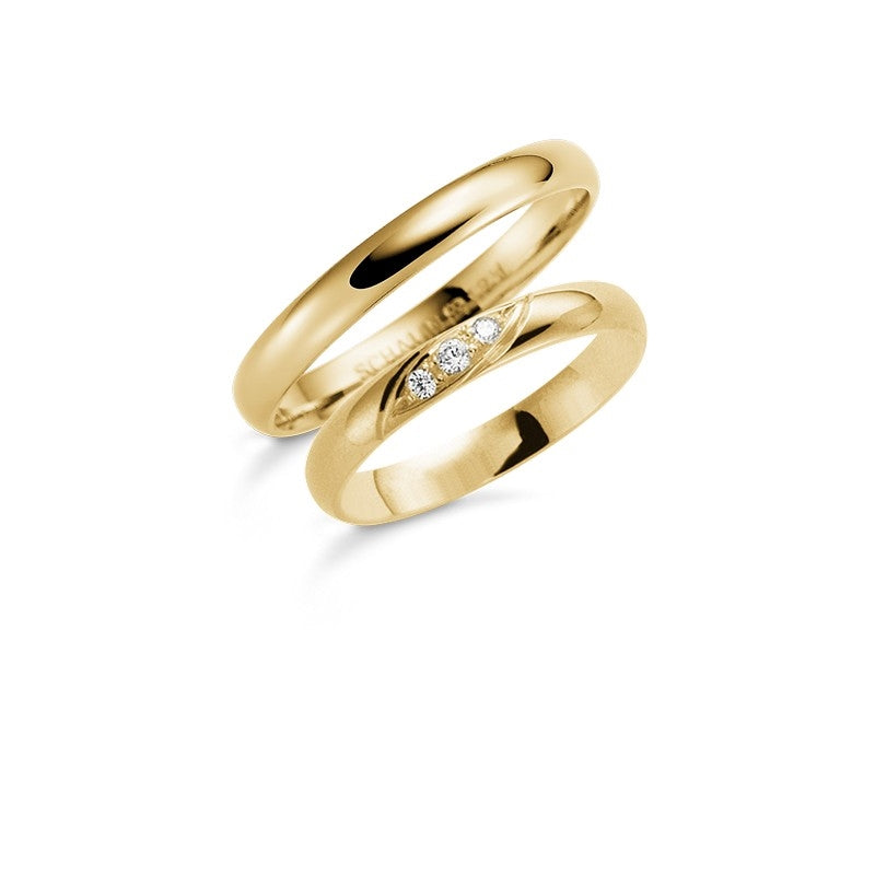 Smukke Aagaard vielsesringe i 9 eller 14 karat guld med i alt 0,04 ct diamanter